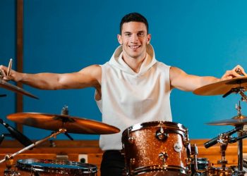 Το μεγάλο “Ευχαριστώ” του Άγγελου Πεντάρη