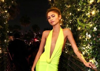 Λαμπερή Zendaya με ξεχωριστή δημιουργία Celia Kritharioti