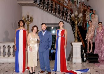 Ο Βασίλειος Κωστέτσος και η εμβληματική συλλογή του «L’Olympien Art Couture»