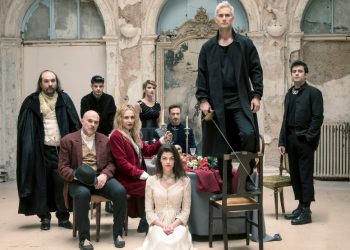 Άμλετ: Πρώτες φωτογραφίες της καλοκαιρινής περιοδείας