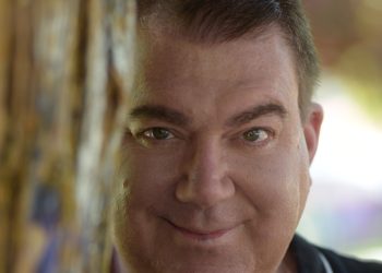 Mάκης Πατέλης: «Επίκαιρος Ζηλιαρόγατος με πολύ γέλιο»