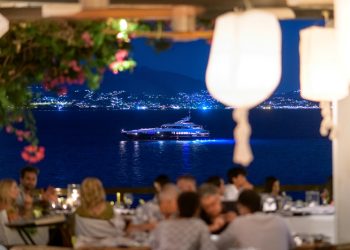 Ιsland: Gastronomy Wednesdays με γκεστ τον σεφ Pieter Riedjik