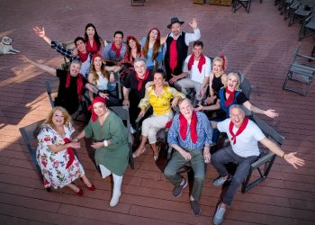 «Τότε, τώρα, πάντα»: Νέα φαντασμαγορική επιθεώρηση στο Θέατρο Άλσος