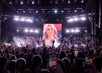 Νατάσα Θεοδωρίδου: Πρεμιέρα στο κατάμεστο Κατράκειο