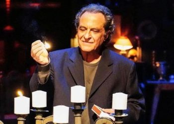 Το Κρατικό Θέατρο Βορείου Ελλάδος «αποχαιρετά» τoν Αλέξανδρο Τσακίρη