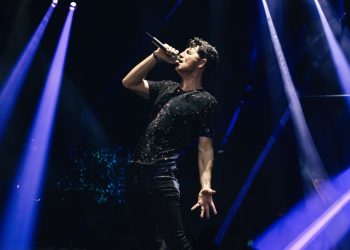 O Σάκης Ρουβάς στο Θέατρο Άλσος