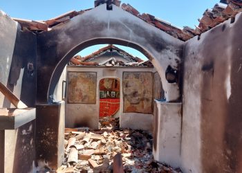 Mνημεία μετά τη φωτιά