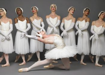 Οι θρυλικοί «Trocks» από το Παρίσι στο Θέατρο Παλλάς