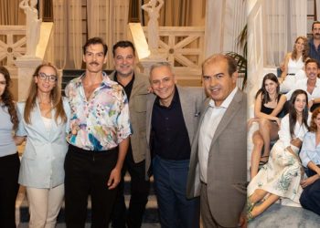 Μπήκαμε στο «Grand Hotel»