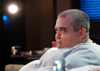 «Η φάλαινα» με τον Πυγμαλίωνα Δαδακαρίδη: Πρώτες φωτογραφίες