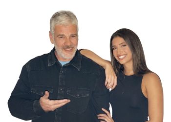 Μουσική «Αστερόσκονη» κάθε Σαββατόβραδο