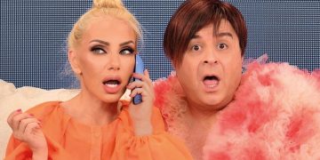 Mάρκος Σεφερλής: «20 χρόνια Δελφινάριο» στο Θέατρο Περοκέ