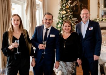 Χριστουγεννιάτικο γεύμα των Ξενοδοχείων Μεγάλη Βρεταννία και King George