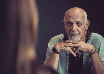 Κερδίστε προσκλήσεις για τη «Συνάντηση» με τον Γιώργο Κιμούλη