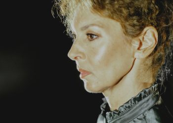 Δήμητρα Παπαδήμα: «Με γέρασαν οι αναστεναγμοί»