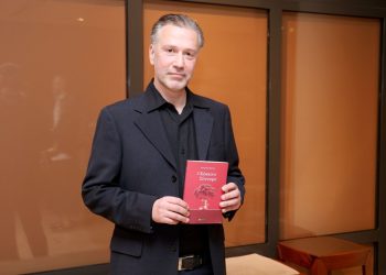 Ο Δαμιανός Πάντας με το «Κόκκινο Σύννεφο» στο Μέγαρο Μουσικής