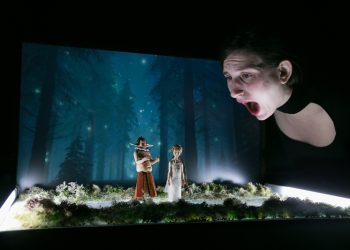 «Η μικρή μέσα στο Σκοτεινό Δάσος» στο Σύγχρονο Θέατρο