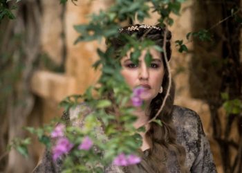 Μάγισσα – Φλεγόμενη καρδιά: Μια αδίστακτη ερωτική ιστορία