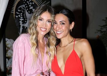 ‘Εχω παιδιά: Πάρτι για το φινάλε της σεζόν στο Botoxe