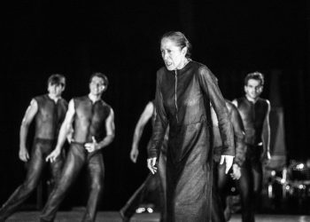 Αντιγόνη: Παγκόσμια πρεμιέρα στην Επίδαυρο