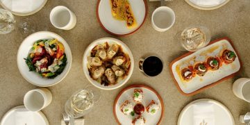 Zohos: Γαστρονομική όαση στην καρδιά της Πλάκας