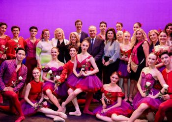 Παγκόσμια πρεμιέρα από το Παρίσι στην Αθήνα