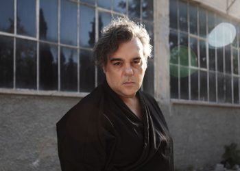 Aργύρης Ξάφης: «Η τραγωδία έρχεται από το μέλλον»