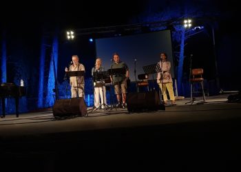 Φεστιβάλ Παραμυθιάς: Στις πρόβες για τη συναυλία «Μίκης Θεοδωράκης»