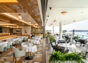 Καλοκαίρι στην Αθηναϊκή Ριβιέρα