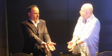 Μια παρτίδα «Τάβλι» αναστάτωσε το Φεστιβάλ Παραμυθιάς