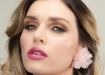 Super glamorous μακιγιάζ για το τέλος του καλοκαιριού