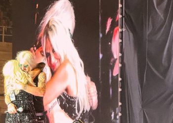 Άννα Βίσση: «Μαζί ονειρευόμασταν και συνεχίζουμε ακόμα»