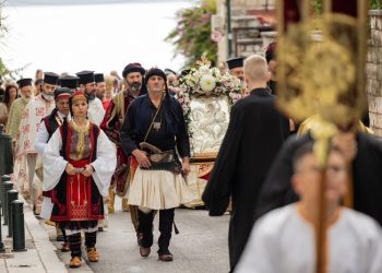 Η Ναύπακτος τίμησε τον πολιούχο της Άγιο Δημήτριο