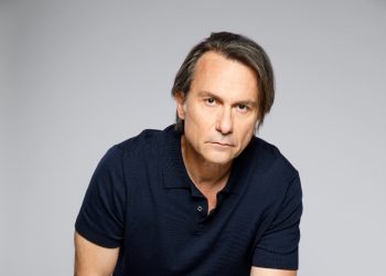 Να μ΄αγαπάς: Ποιος είναι ο Άγγελος Μανιάτης