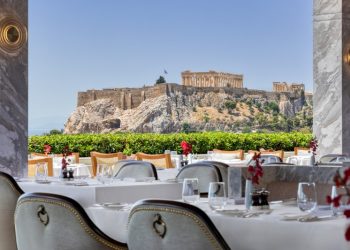 Το Ξενοδοχείο Μεγάλη Βρεταννία κορυφαίο της Ελλάδας