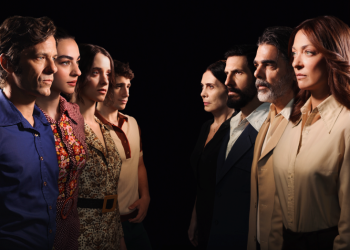 Ηλέκτρα: Κυνηγημένοι και επικηρυγμένοι