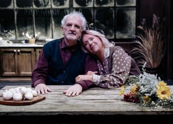 Κερδίστε προσκλήσεις για το έργο «Πριν ανοίξουμε φτερά»