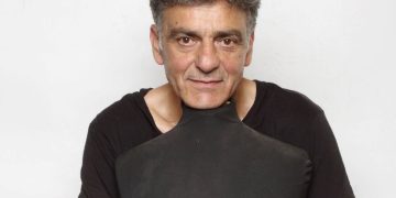 Mηνάς Βιντιάδης: «Ο συγγραφέας βλέπει γύρω του ό,τι συμβαίνει»