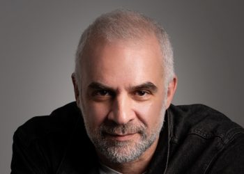 Χρήστος Τριπόδης: «Στο Θέατρο Φιλίπ στόχος μας είναι πάντα το κοινό»