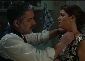 Porto Leone-Στη γειτονιά με τα κόκκινα φανάρια: Ερωτικές στιγμές