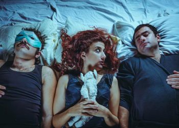 Αποκλειστικό: «Πόσο καιρό έχεις να κοιμηθείς;» @Τεχνοχώρος Φάμπρικα