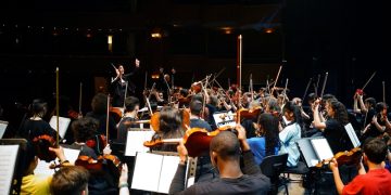 Η El Sistema Greece Youth Orchestra στο Μουσείο Ακρόπολης