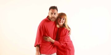 Eορταστική «Κοσμική αγάπη»