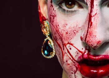 «Το κακό» στο Red Jasper Cabaret Theatre