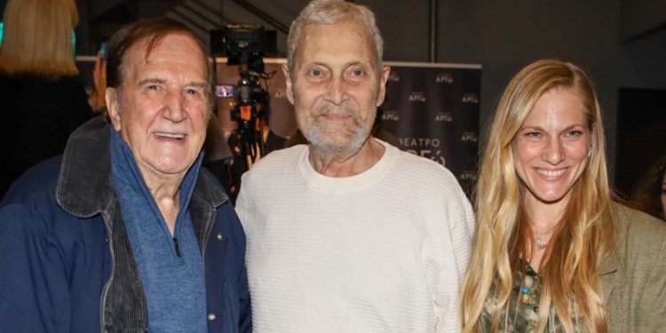 Αλμπέρτο Εσκενάζυ: Η τελευταία δημόσια εμφάνιση το Νοέμβριο