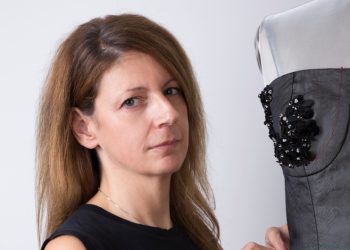 Μαρία Διαμάντη: «Γεννήθηκα σε ένα σπίτι όπου όλοι έραβαν»