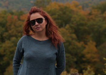 Ρουμπίνη Φέφε: «Το ωραίο δεν γεννιέται με βία»