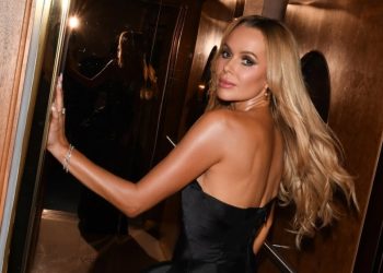 Η Celia Kritharioti ντύνει 3 superstars