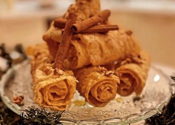 Συνταγή για παραδοσιακές δίπλες χωρίς ζάχαρη