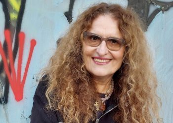 Σοφία Φιλιππίδου: «Από μικρή αισθάνομαι ποιήτρια»